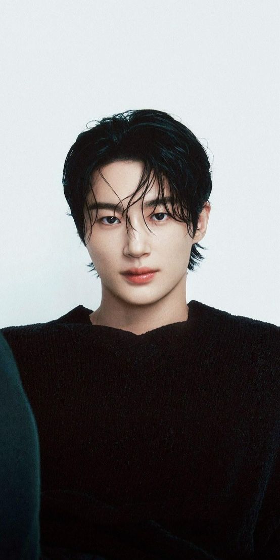 边佑锡担任男主角备受关注