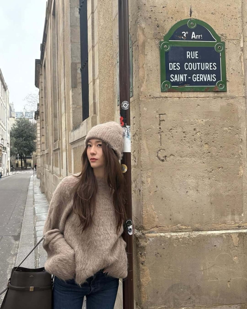 重点1.中性色调配色＝低调的贵