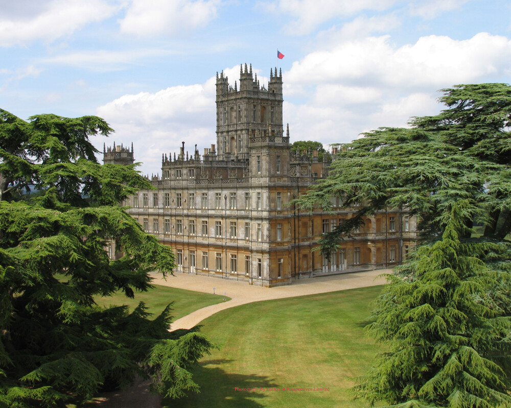 🏰 1. 海克利尔城堡 Highclere Castle
