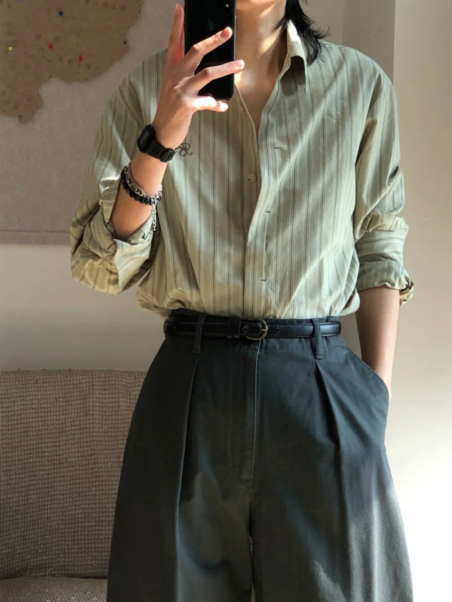 中性风穿搭 Tips #8：配色主攻黑白灰蓝绿