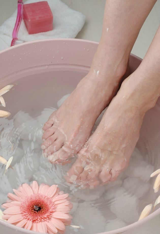 8. 坚持泡脚，从脚底养出好气色
