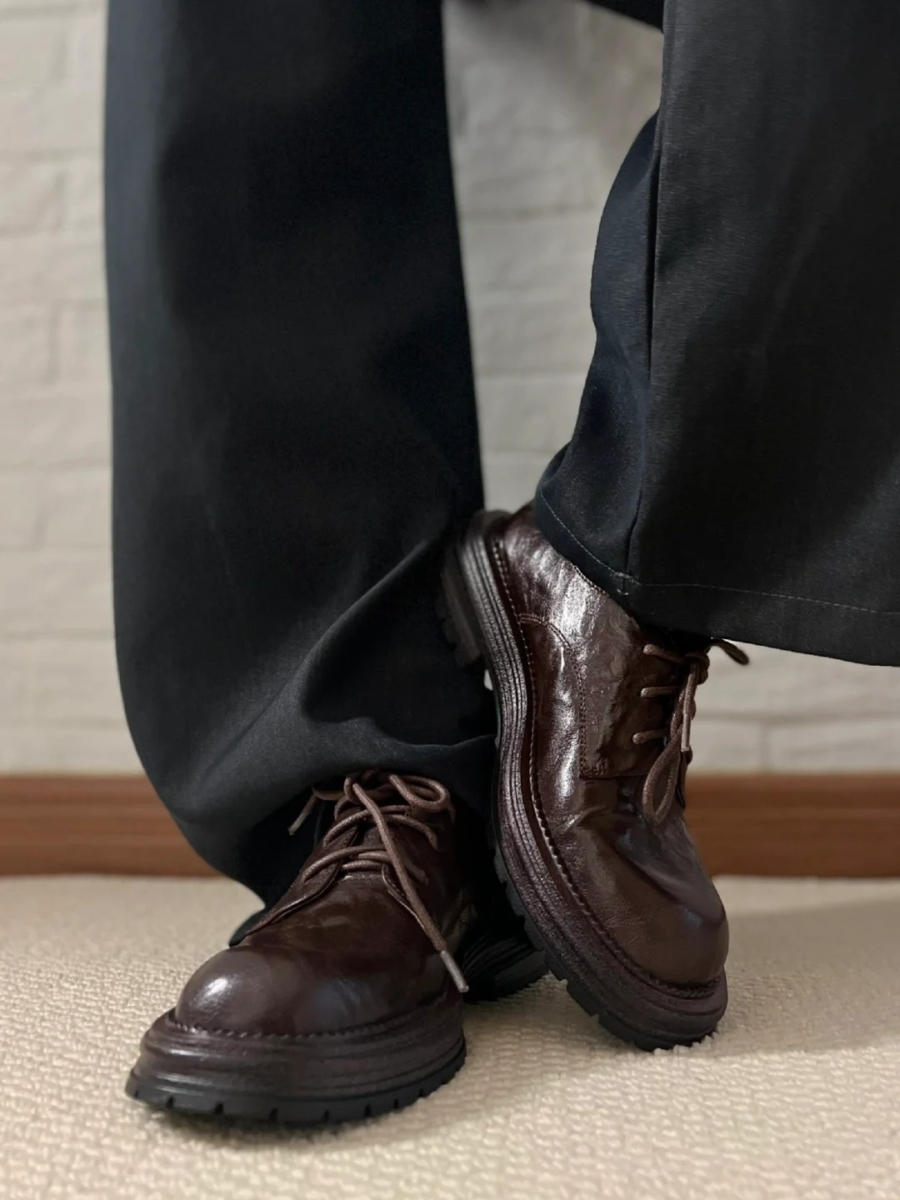 中性风穿搭 Tips #7：鞋子锁定厚底和马丁靴