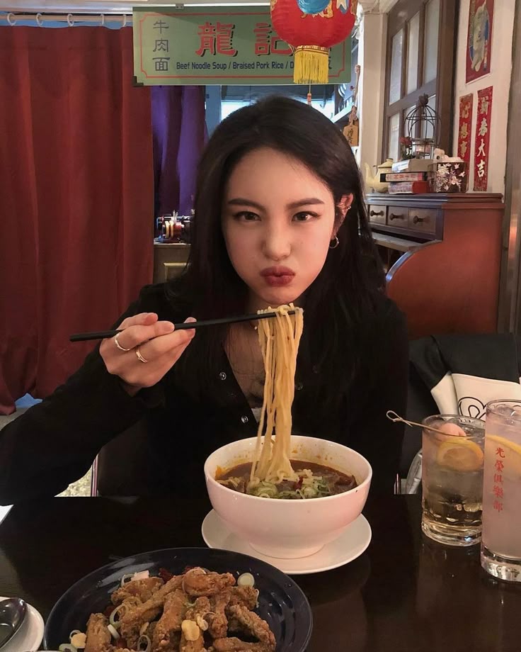 4. 饮食有节奏，不做深夜报复型吃货！