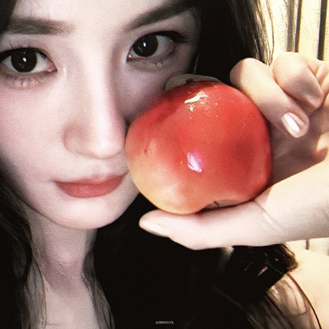 还有一个名字叫“杨紫曦”