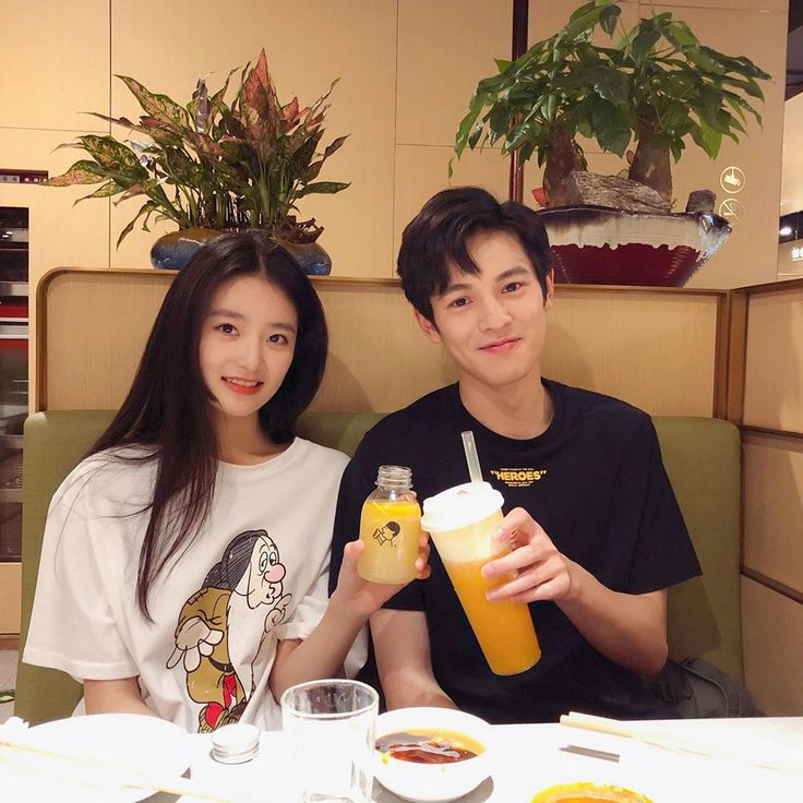 6. 学会聊天技巧,避免“查户口式对话”