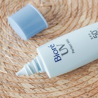 2. Biore 碧柔经典小蓝管防晒