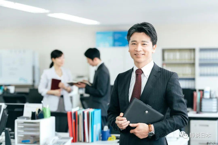  TOP 10（并列）：公务员