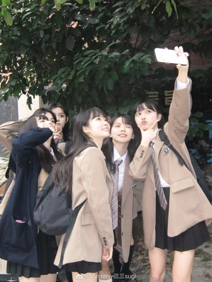 1. 有朋友当然很好，没朋友也能活得很好