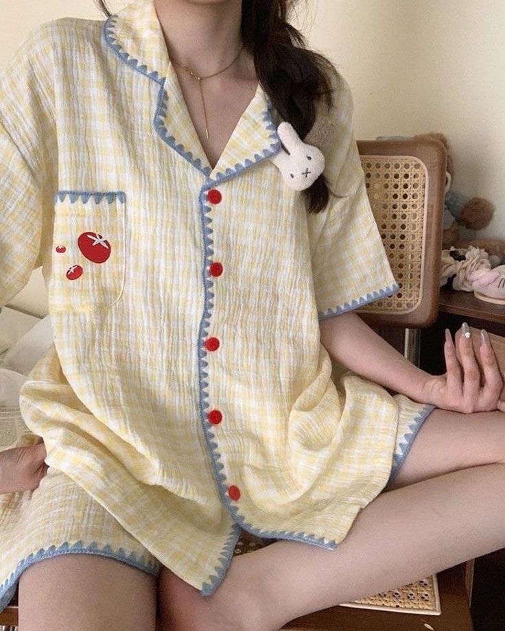 二、衣物类：拍美照也要兼顾实用