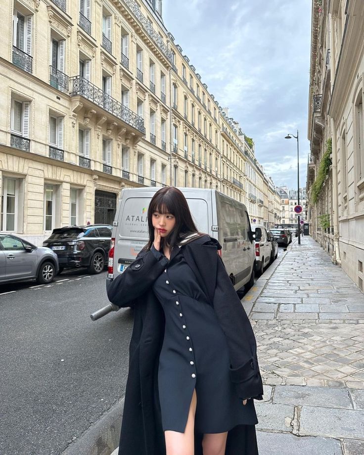 偏凉体感：10∘C - 15∘C