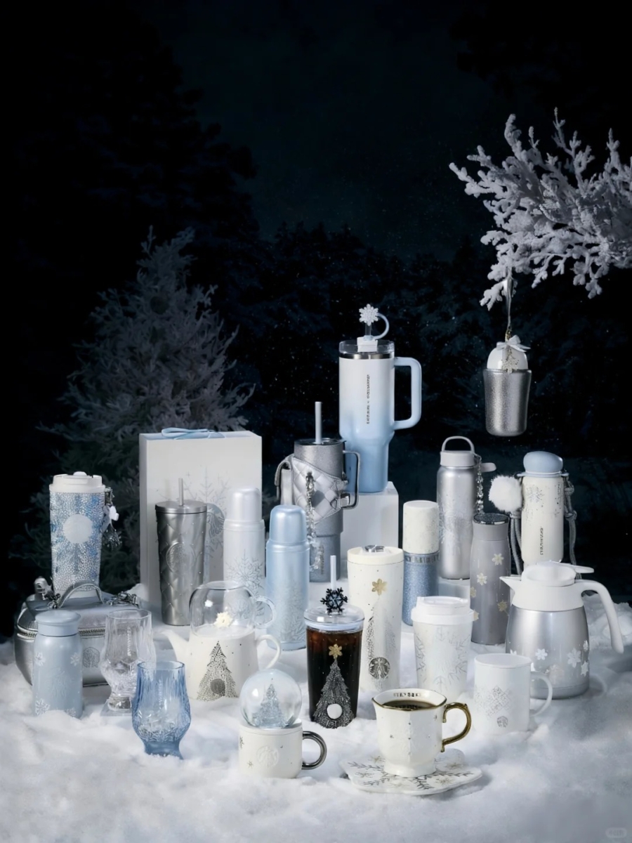 星巴克「雪耀奇境」系列