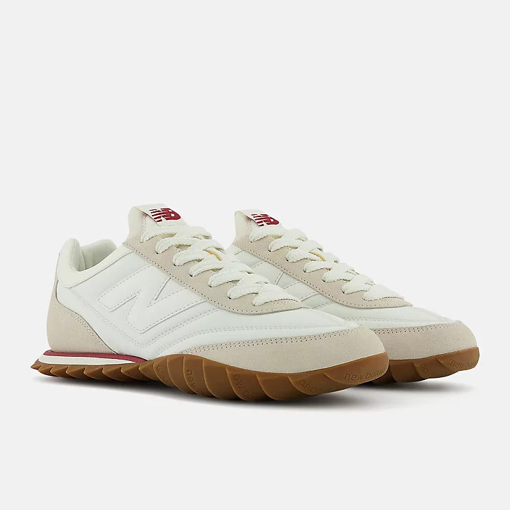 New Balance RC30