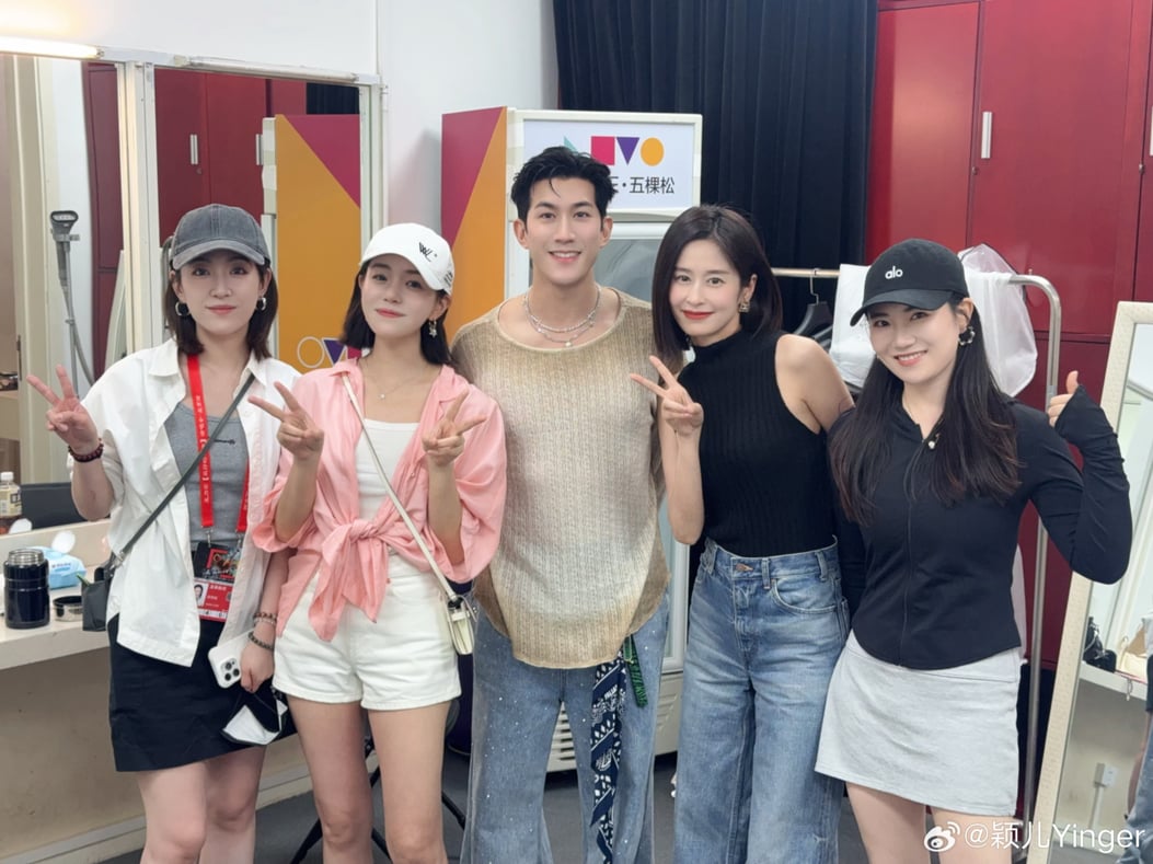 狙击蝴蝶》热度狂飙！陈妍希才艺全开：剧中海报+配乐全包办