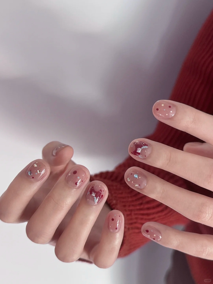 莫兰迪波点彩绘小马