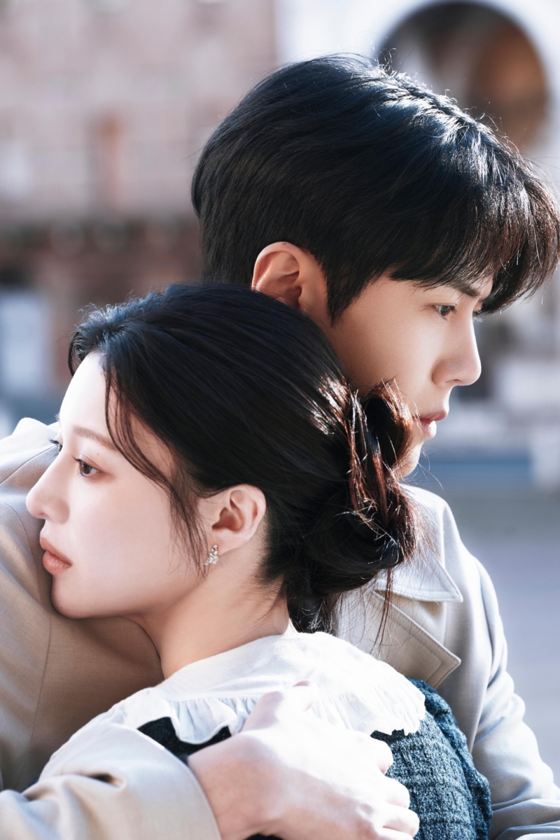 Netflix 最新韩剧《爱情怎么翻译》高允贞饰演回避型依恋人格恋人