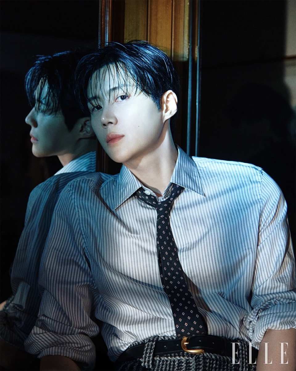 金宣虎小时候患有患有「注视恐惧症」