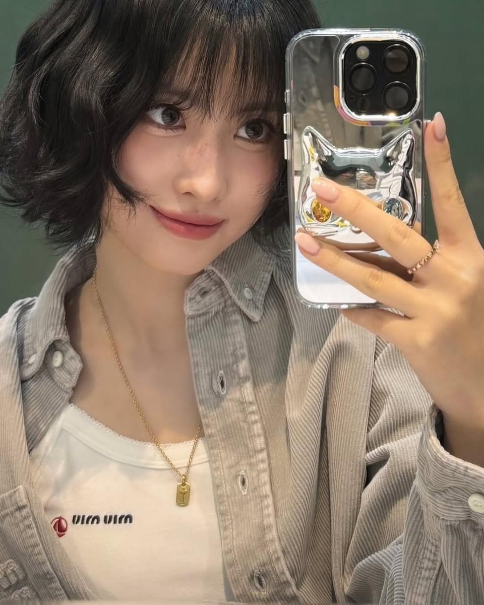 TWICE Momo 同款手机壳