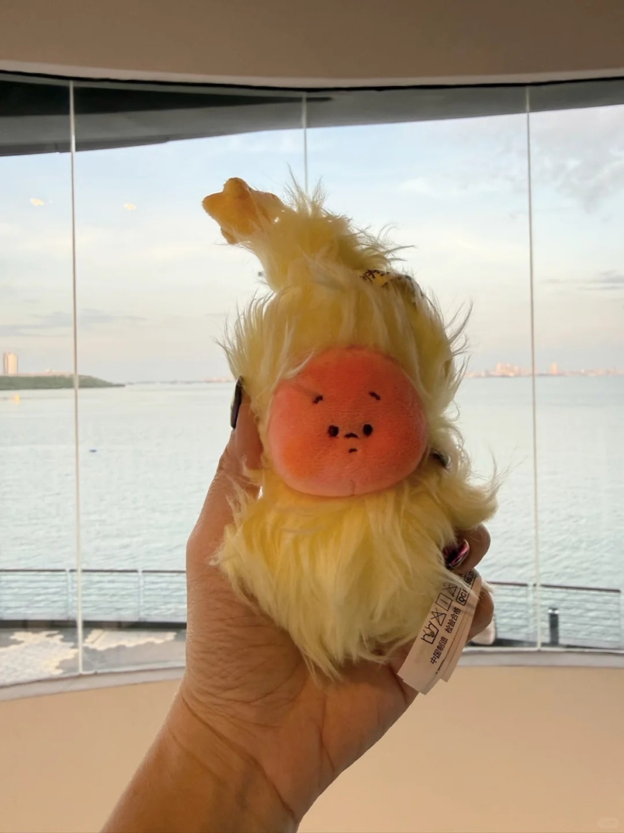 俏皮活泼的“冲天辫”