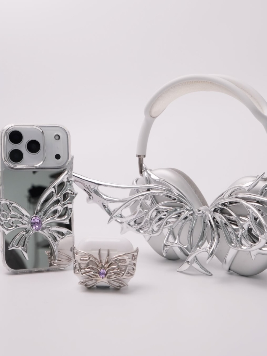 品牌主打先锋科幻风格