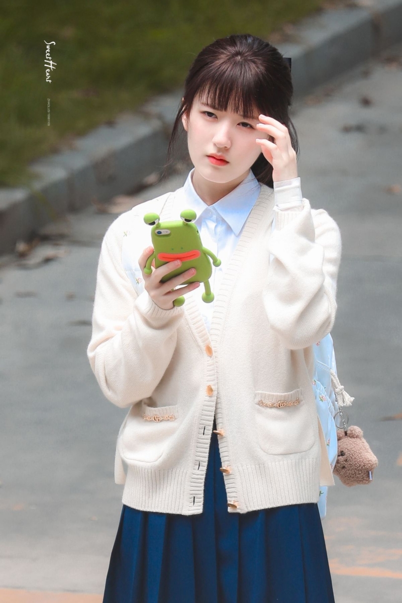 《偷偷藏不住》剧照