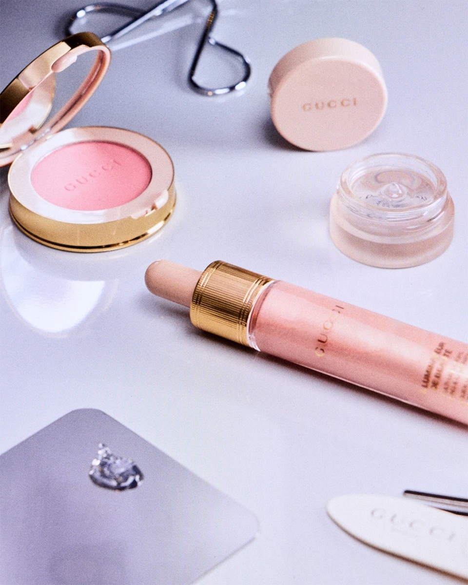 GUCCI BEAUTY Éclat De Beauté Effet Lumière Face Gloss