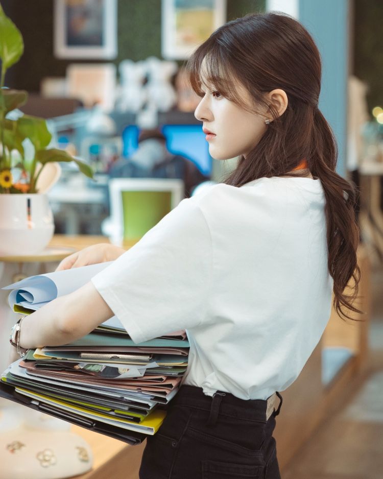 激活对方心中“幼年版的自己”