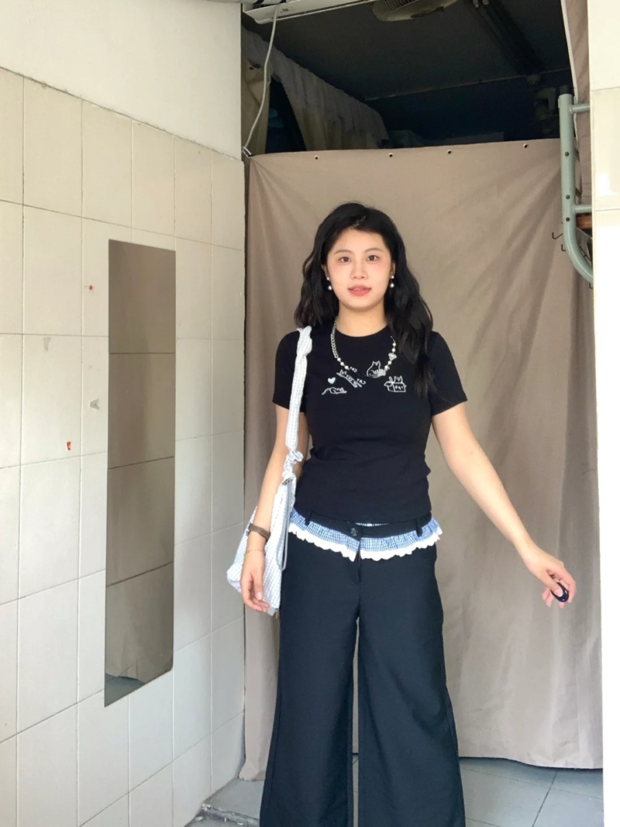 正肩T恤怎么选？袖口与手臂之间一定要能塞进两根手指的余量