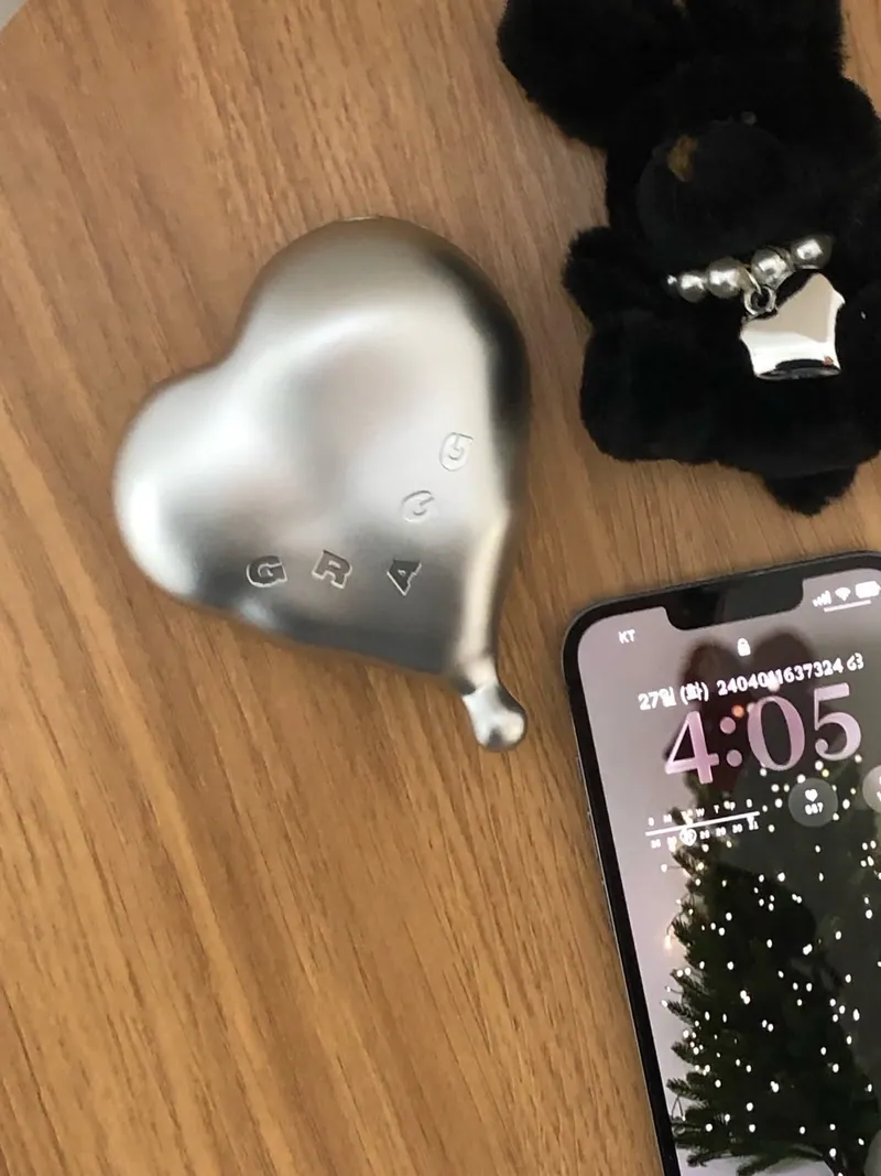 MagSafe Flow Heart Battery