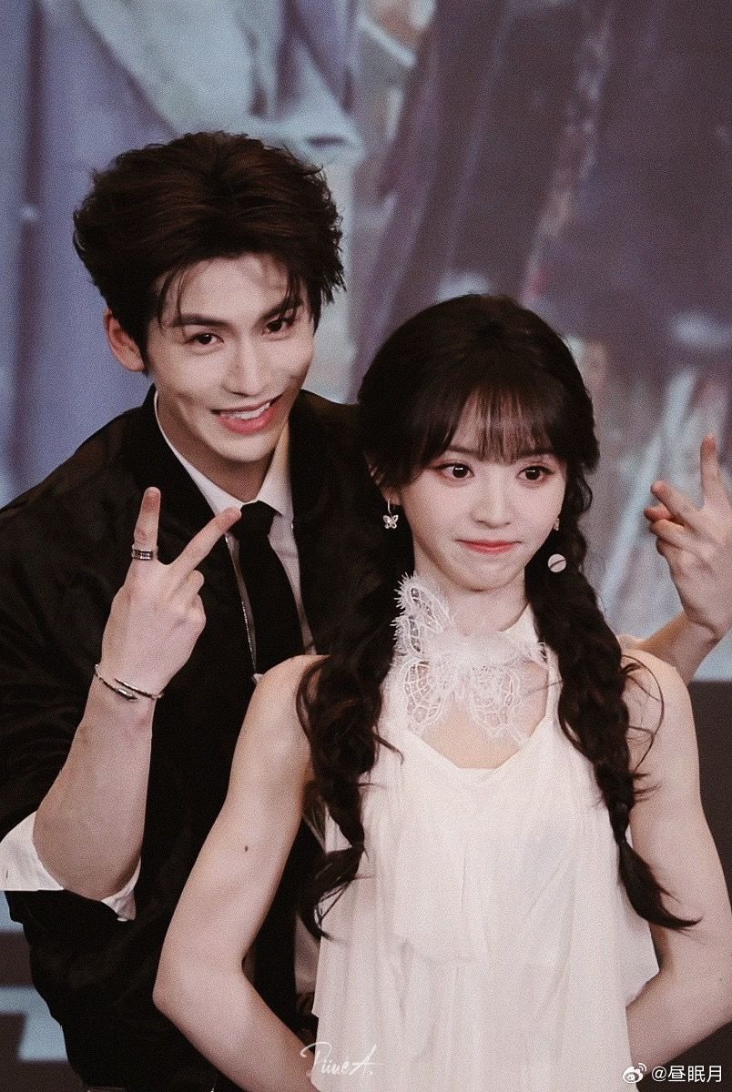 张凌赫与田曦薇