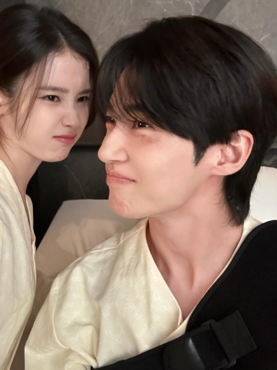 私下互动更甜：互夸“可爱”是陷入爱情的开始