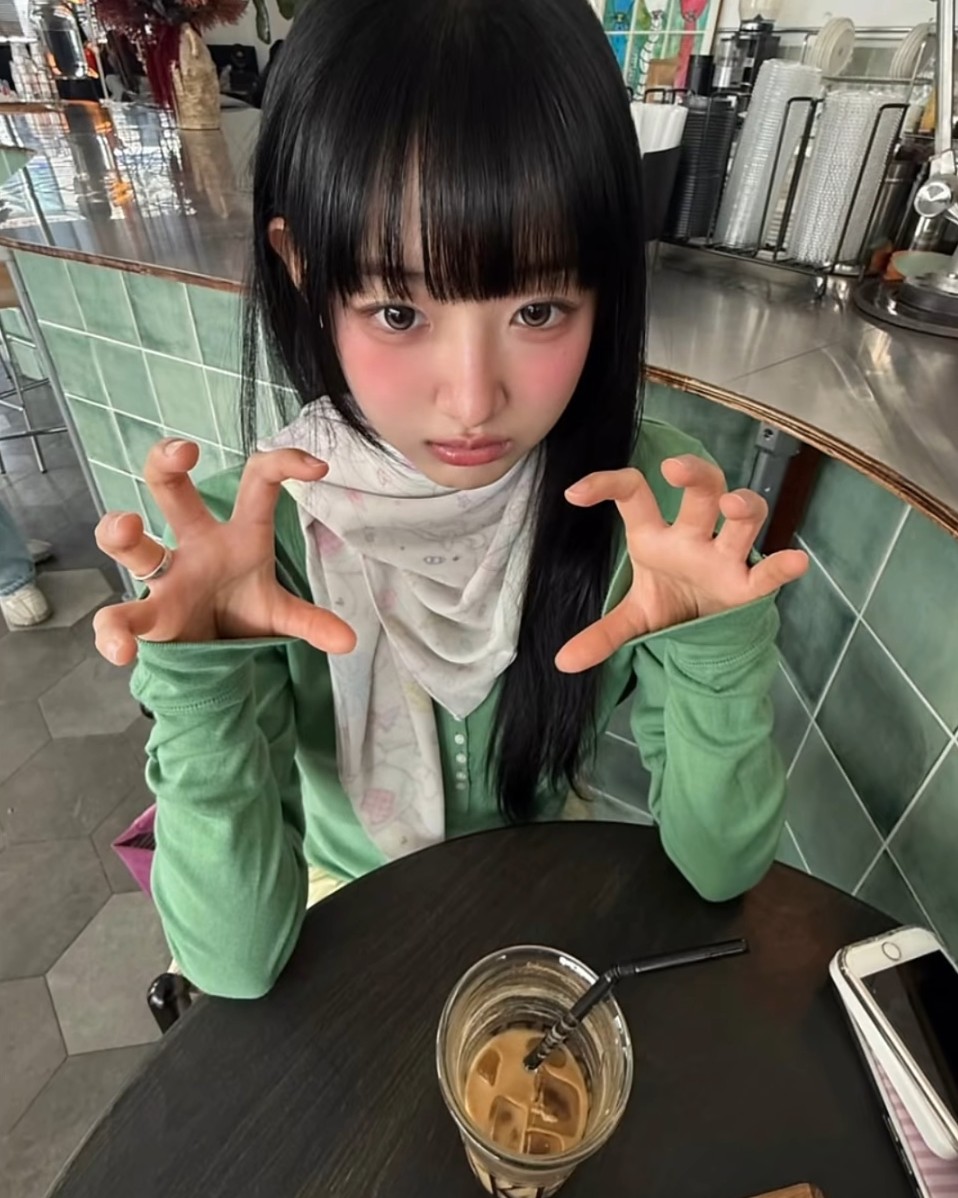 韩国正流行的“苹果绿”OOTD