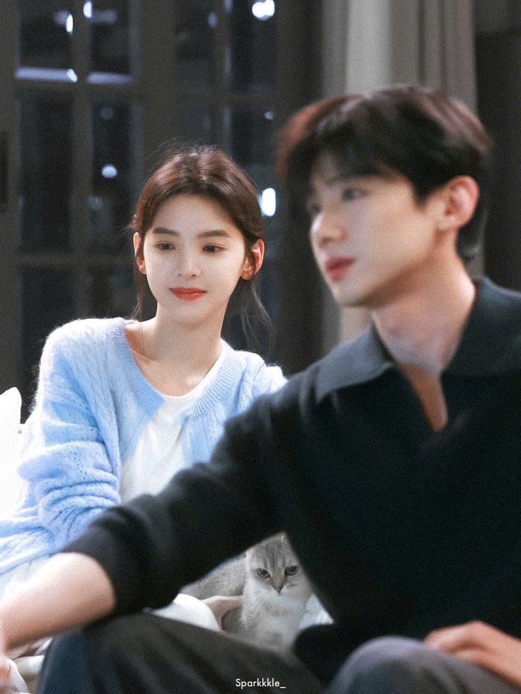 一、感情里别卑微：爱人先爱己，别做感情的乞丐