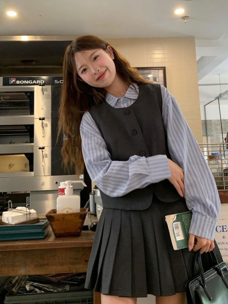 灰色搭配蓝色 | 知性气质