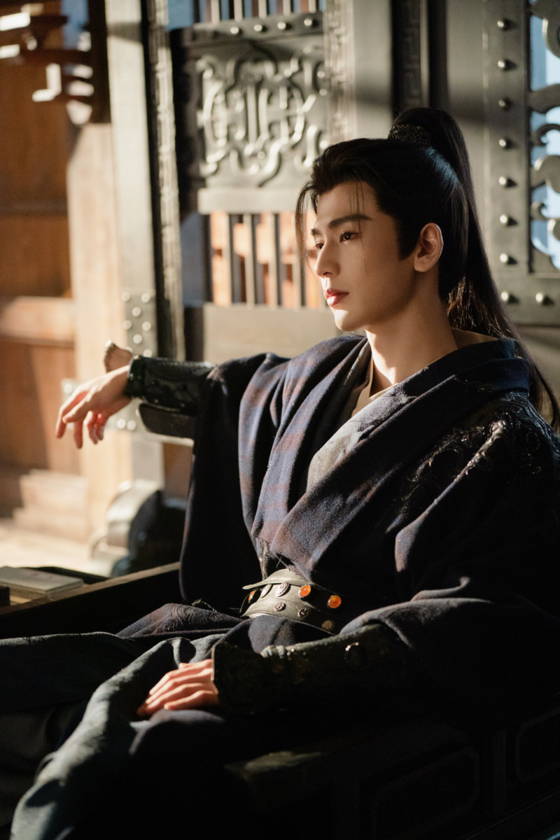 张凌赫的 QnA 问答，带你快速了解这位苏感男神