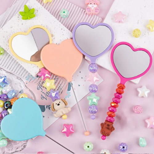 万物皆可咕的魔力：连镜子和梳子也能写上你的名字