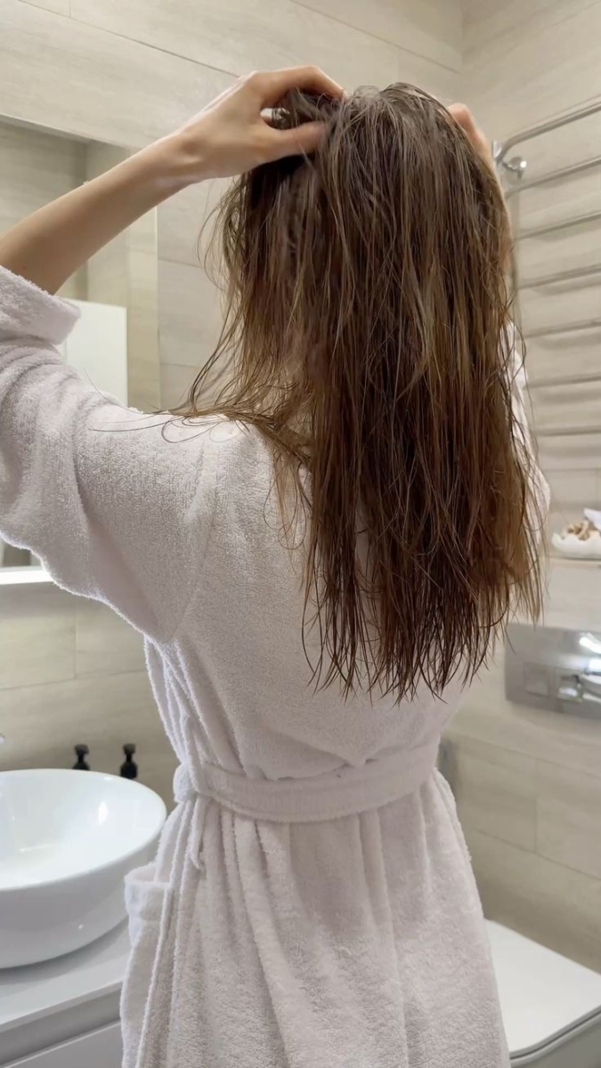 5. 坚持头皮按摩 ：