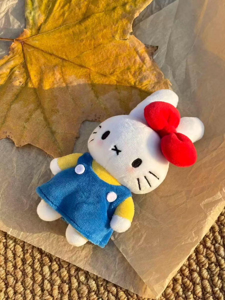 当 Miffy 戴上招牌红色蝴蝶结