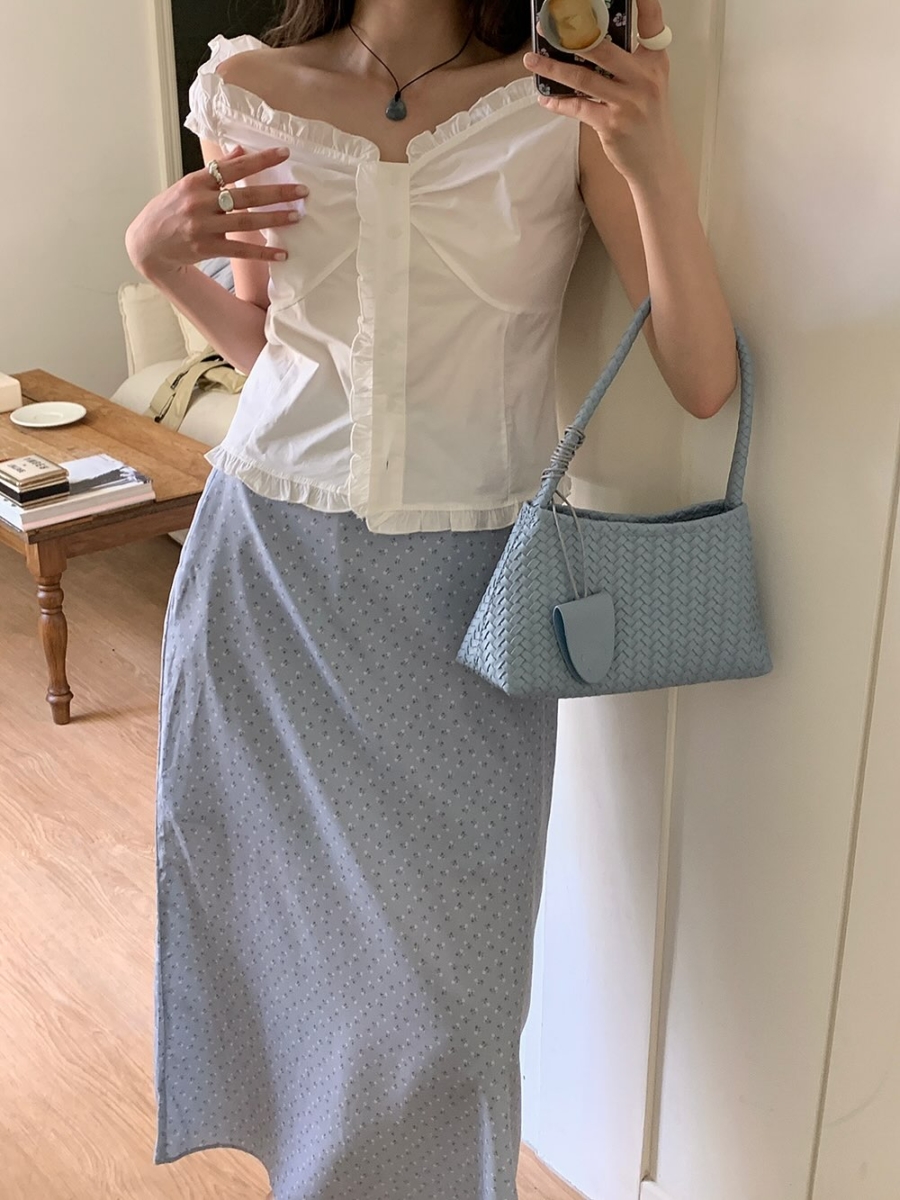 03/ 碎花裙与编织包：如海风般温柔的淑女风