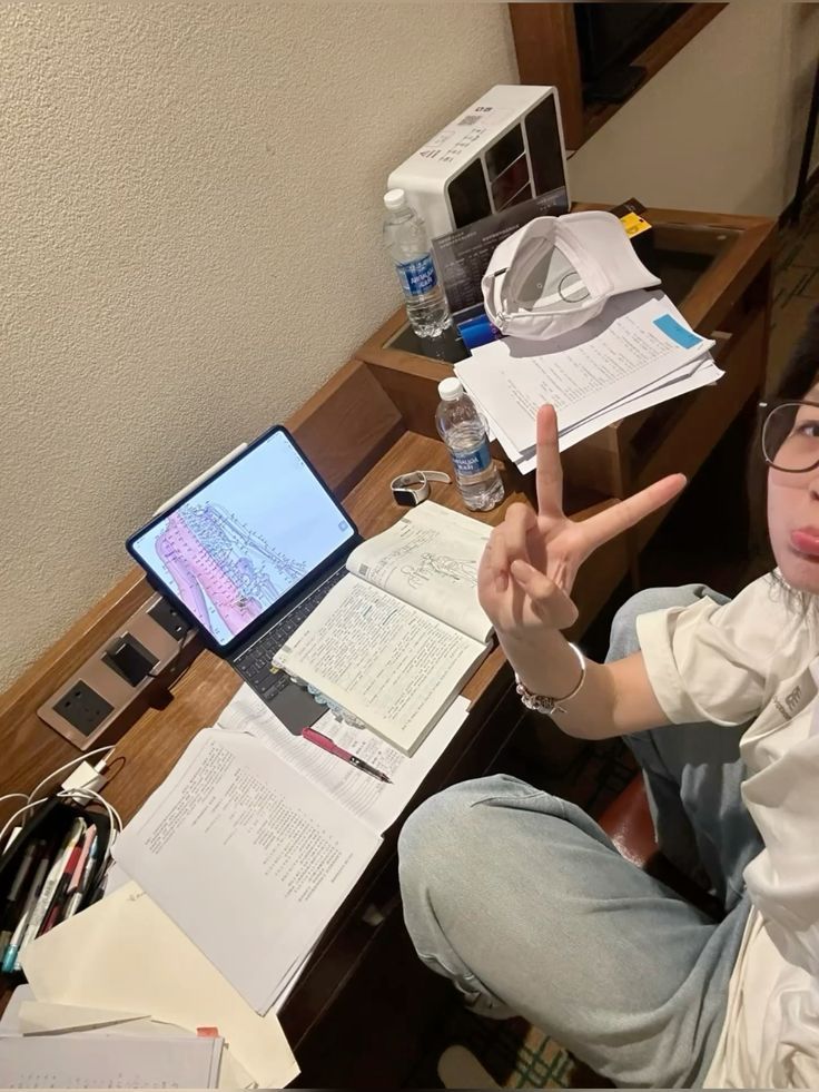 1. 拿健康换的钱：ICU的账单，你付不起