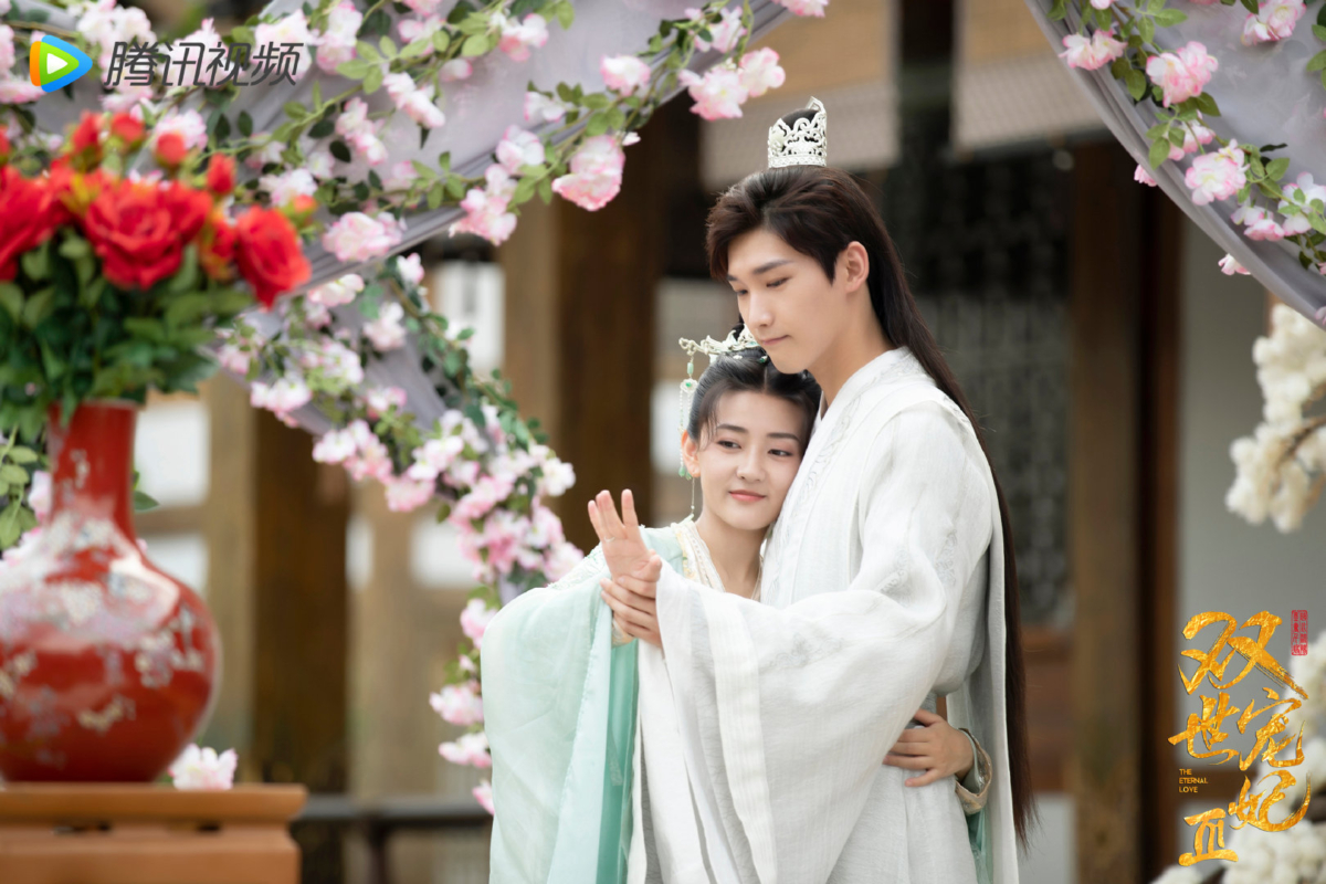 《双世宠妃》
