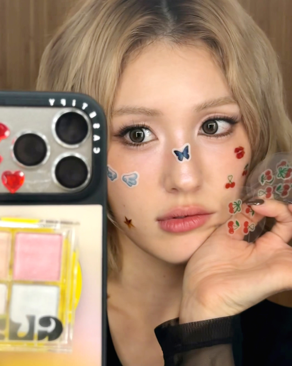 GLYF：K-POP 爱豆 Somi 的自创彩妆品牌