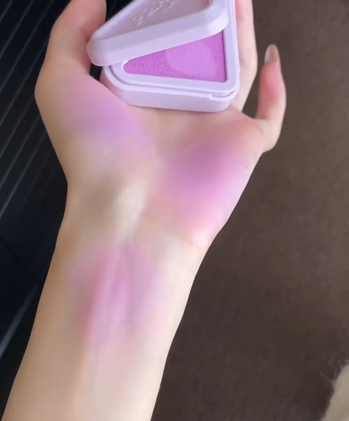 去黄提亮开启透明肌滤镜