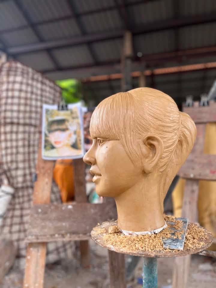 Lisa 蜡雕巡游花车
