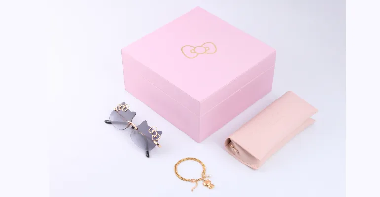 Sanrio 曾携手英国品牌推出限量款